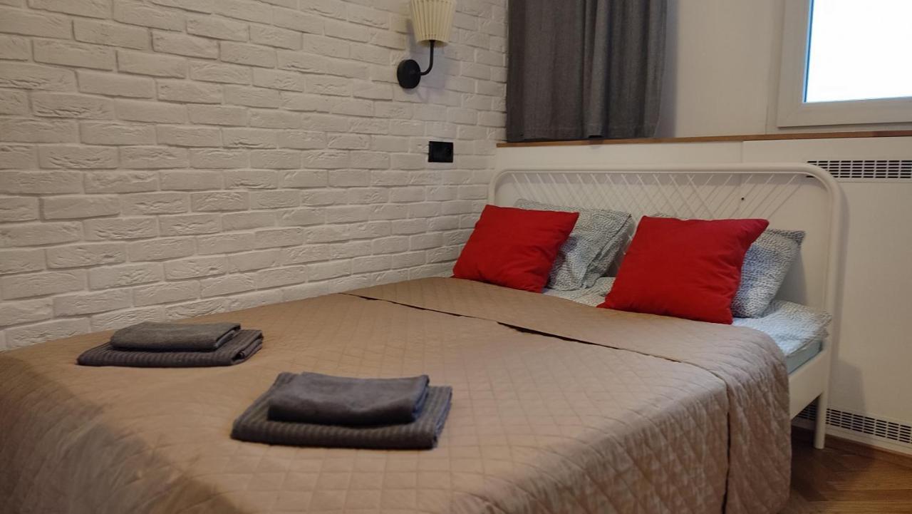 Top Apartamenty Centrum - Metro Rondo Onz วอร์ซอ ภายนอก รูปภาพ