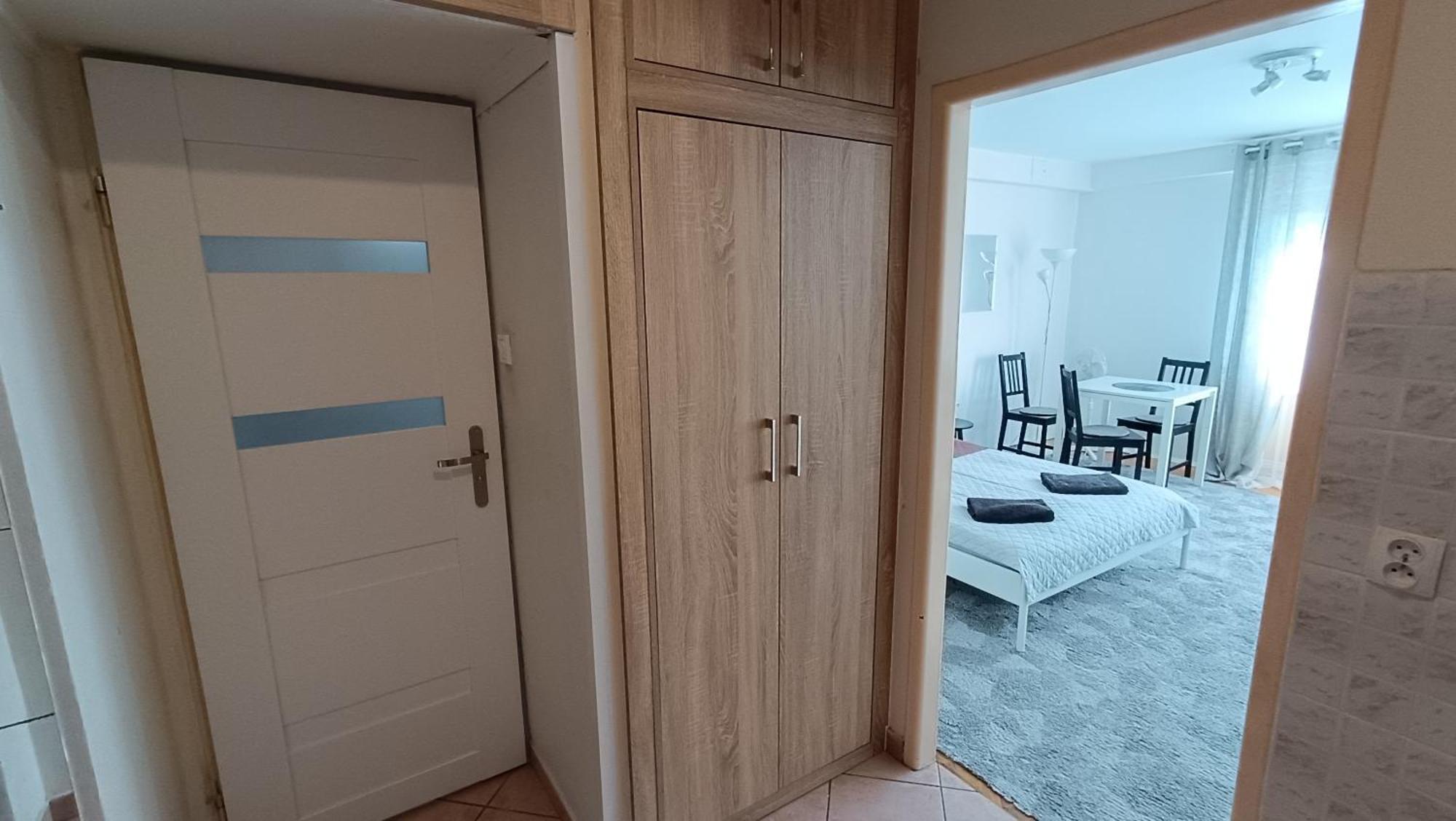 Top Apartamenty Centrum - Metro Rondo Onz วอร์ซอ ภายนอก รูปภาพ